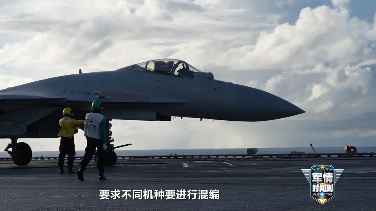 上海爷叔现身被大量股民围观